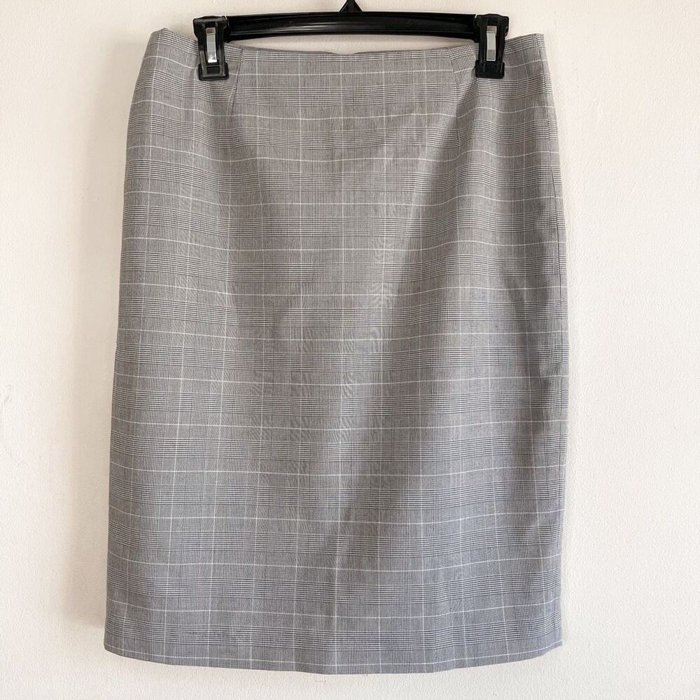 T‎ Tahari Plaid Pencil Skirt Size 6